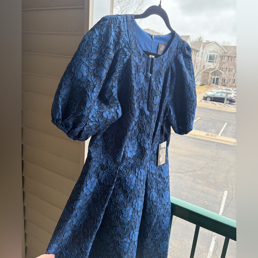 🆕✨ Vince Camuto Blue Floral Jacquard Dress Size 10 A-Line Elegant Occasion Chic - Picture 5 of 16